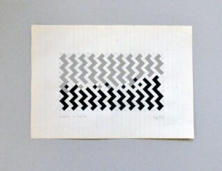 Black-and-white line drawing with zigzag pattern in two rows on white paper.